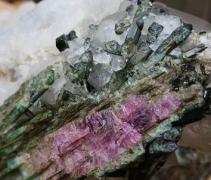 碧玺搭配什麼帶旺財｜台灣權